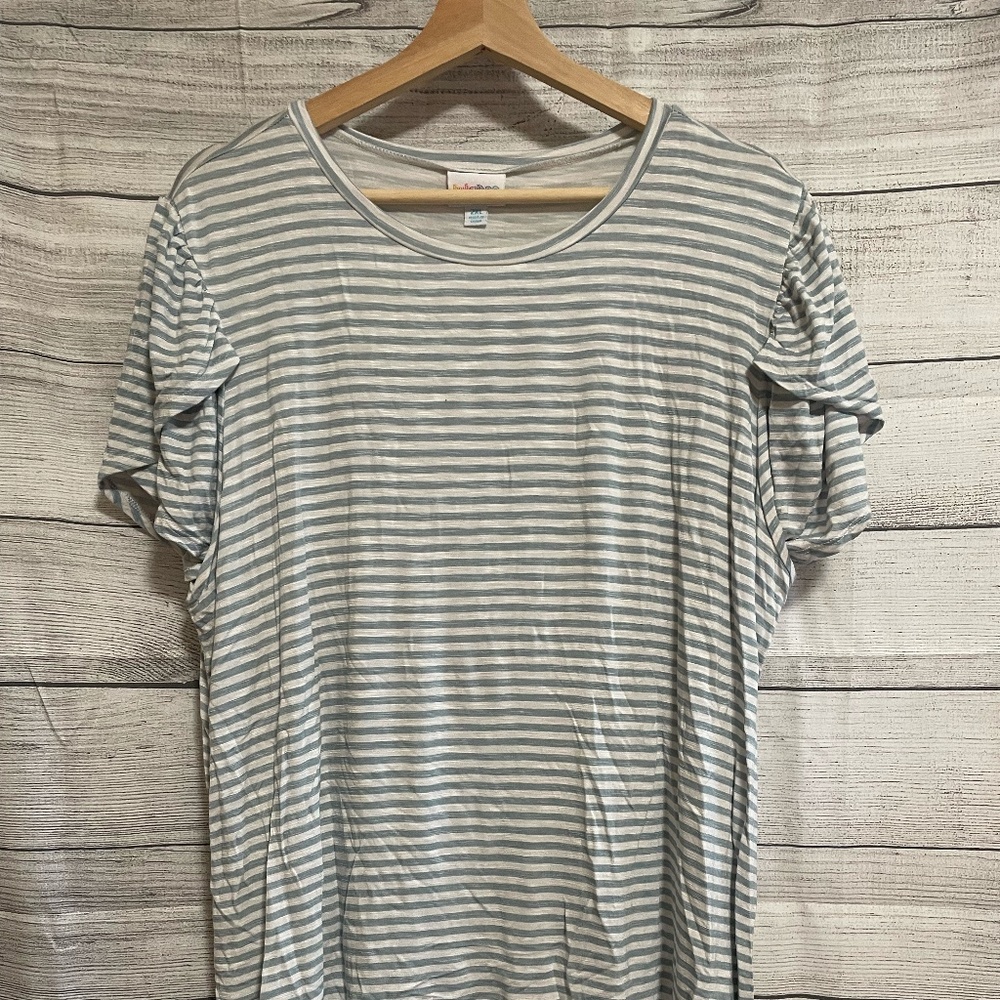 LulaRoe Olive Tulip Sleeve Plus Size Top